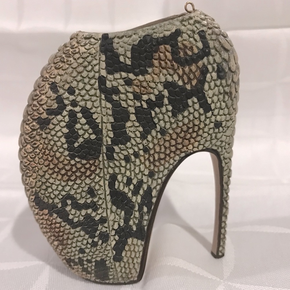 Alexander McQueen Armadillo Shoe